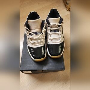 Air Jordan 11 Retro Low BG